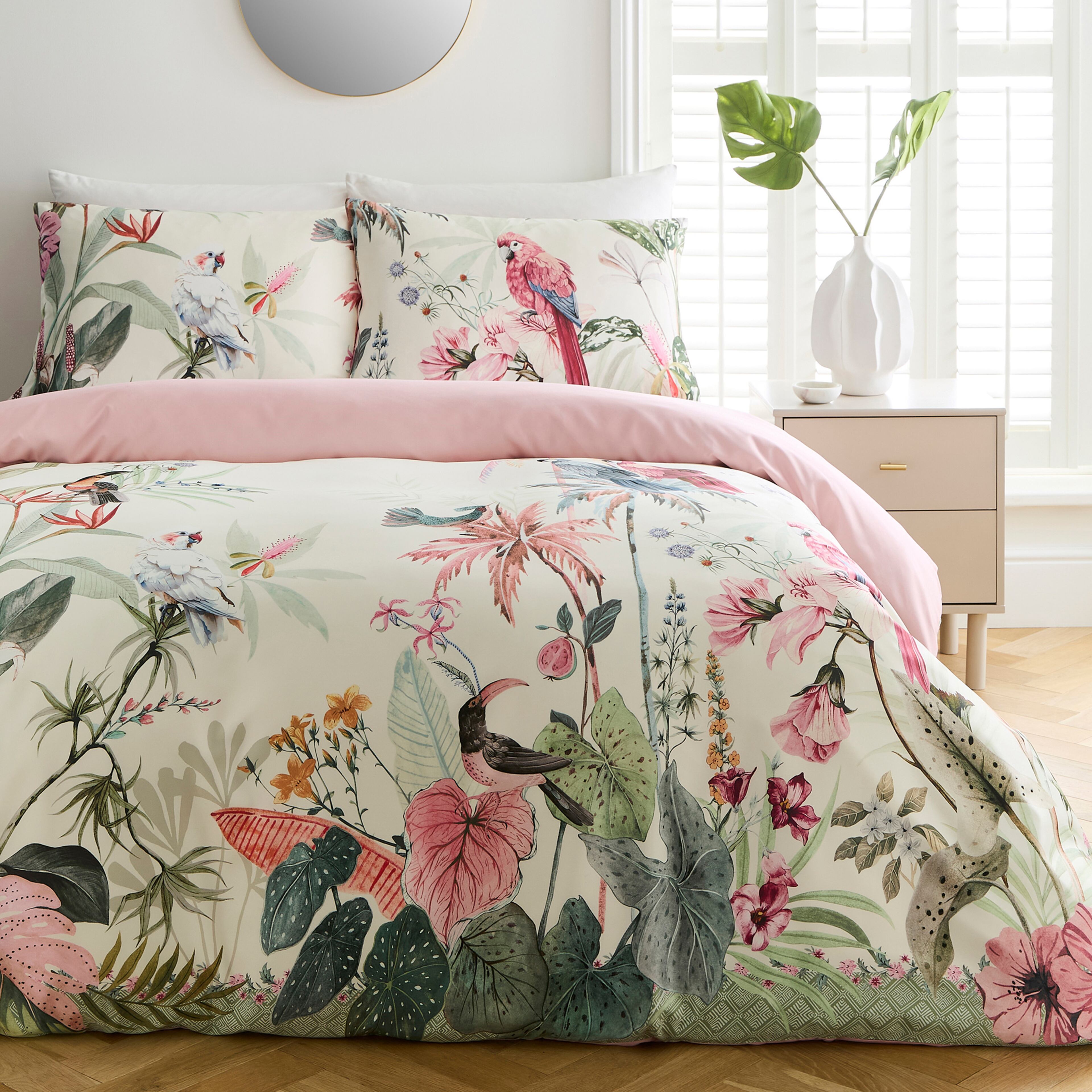 Floral print bedding set