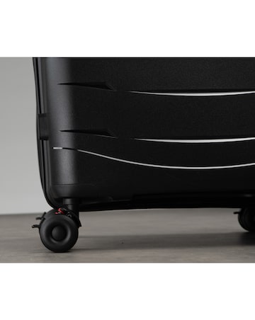 Rock Resilient Medium Suitcase