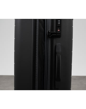 Rock Resilient Cabin Suitcase