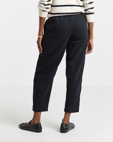 Black Barrel Leg Jogger