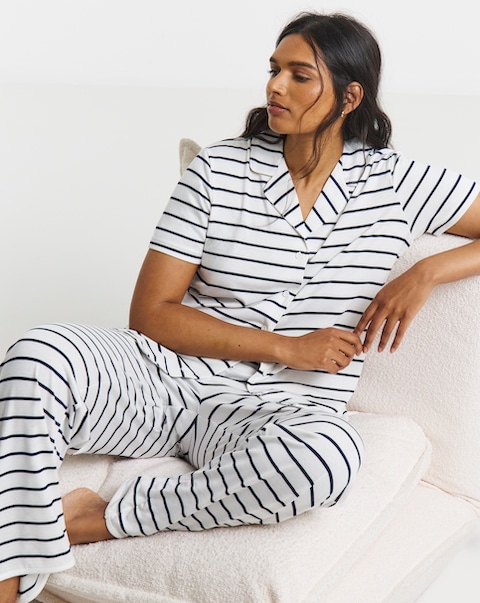 Pretty Secrets Pyjama Set
