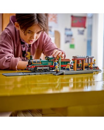 LEGO City Vintage Steam Train 60511