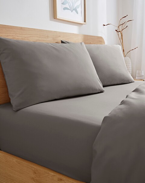 Non Iron Plain Dye Extra Deep 38cm Fitted Sheet