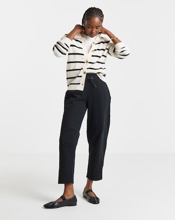 Black Barrel Leg Jogger