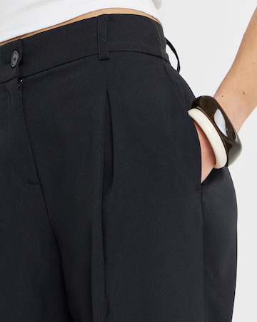Black Elastic Back Pleated Wide Leg Trousers