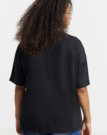 Simply Be Black Broderie Pocket T-Shirt