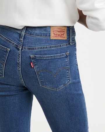 Levi's 314 Shaping Straight Jeans