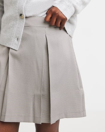 Pleated Brushed Check Mini Skirt