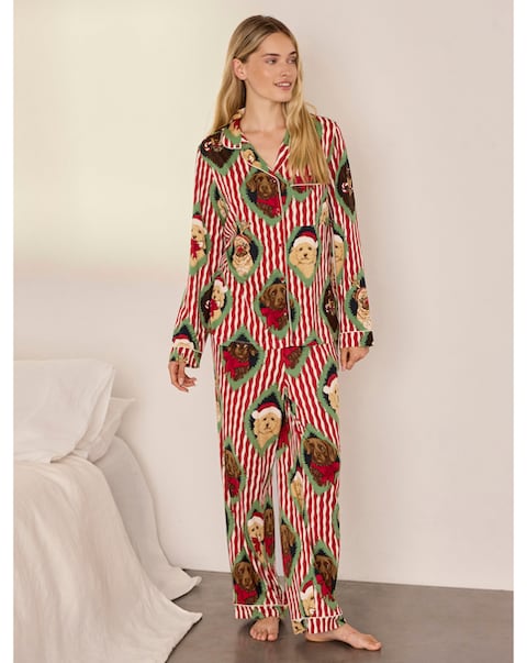 Chelsea Peers Classic Long Sleeve Button Up Christmas Pyjama Set