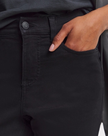 Black 24/7 Stretch Skinny Jeans