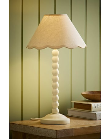 ValueLights Bobble Cream Table Lamp with Natural Trim Scallop Shade