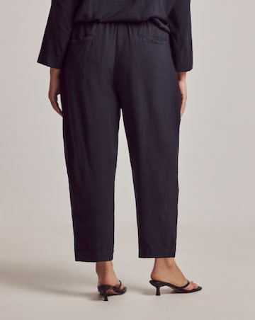 Julipa Tapered Pull On Trousers