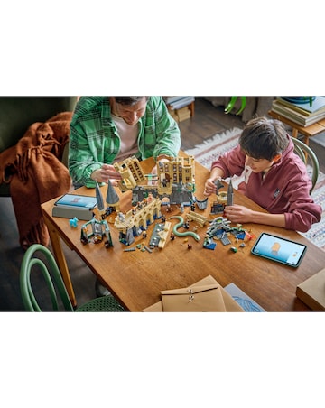 LEGO Harry Potter Hogwarts Castle: East Wing 76473