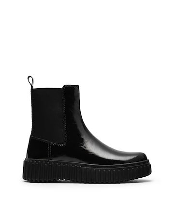 Clarks Torhill Maple Patent Chunky Boot Standard Fit