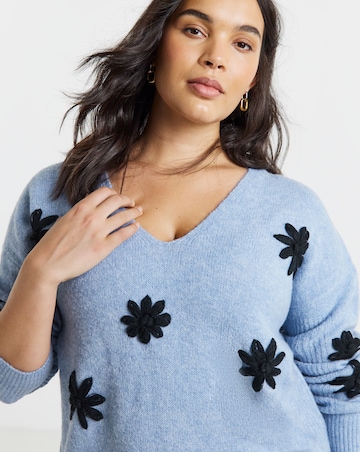 Flower Trim V-Neck Tunic