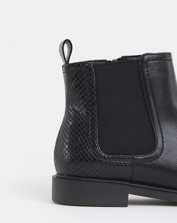 Helina Classic Ankle Chelsea Boots - Wide Fit (E)