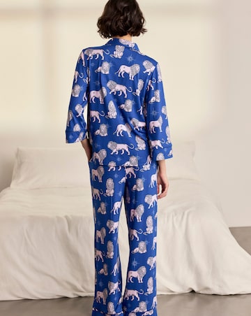 Chelsea Peers Long Wide Sleeve Button Up Lion Pyjama Set