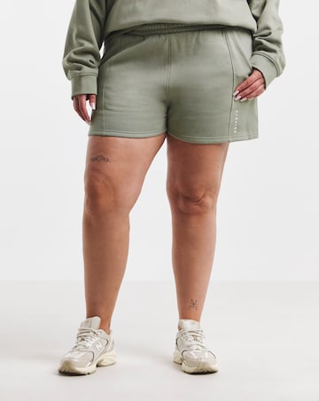 Gym King Shadow Seam Detail Shorts