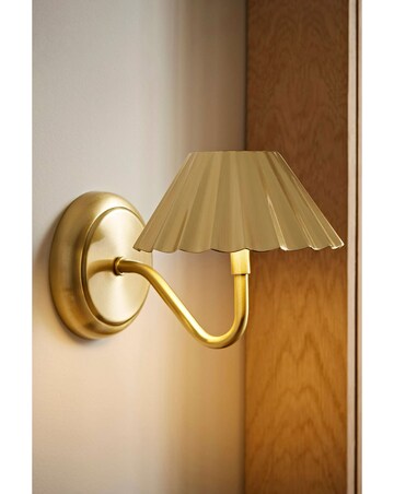 ValueLights Avery Gold Rechargeable Easy Fit LED Wall Light
