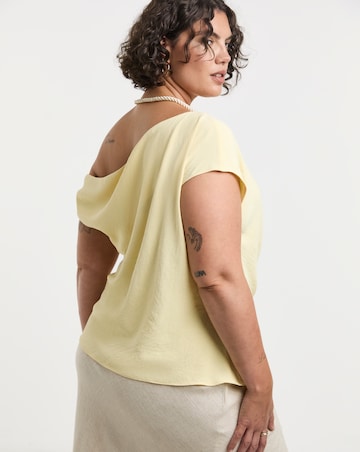 Simply Be Buttercream Ruched Detail Top