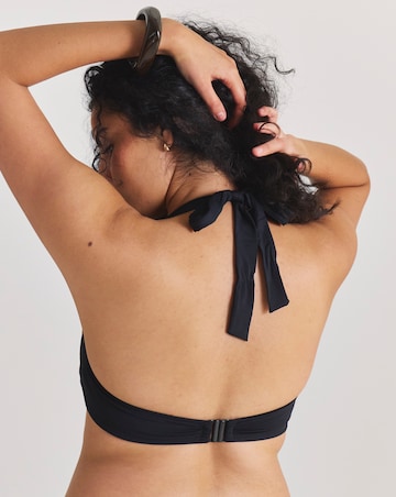 MAGISCULPT Triangle Bikini Top