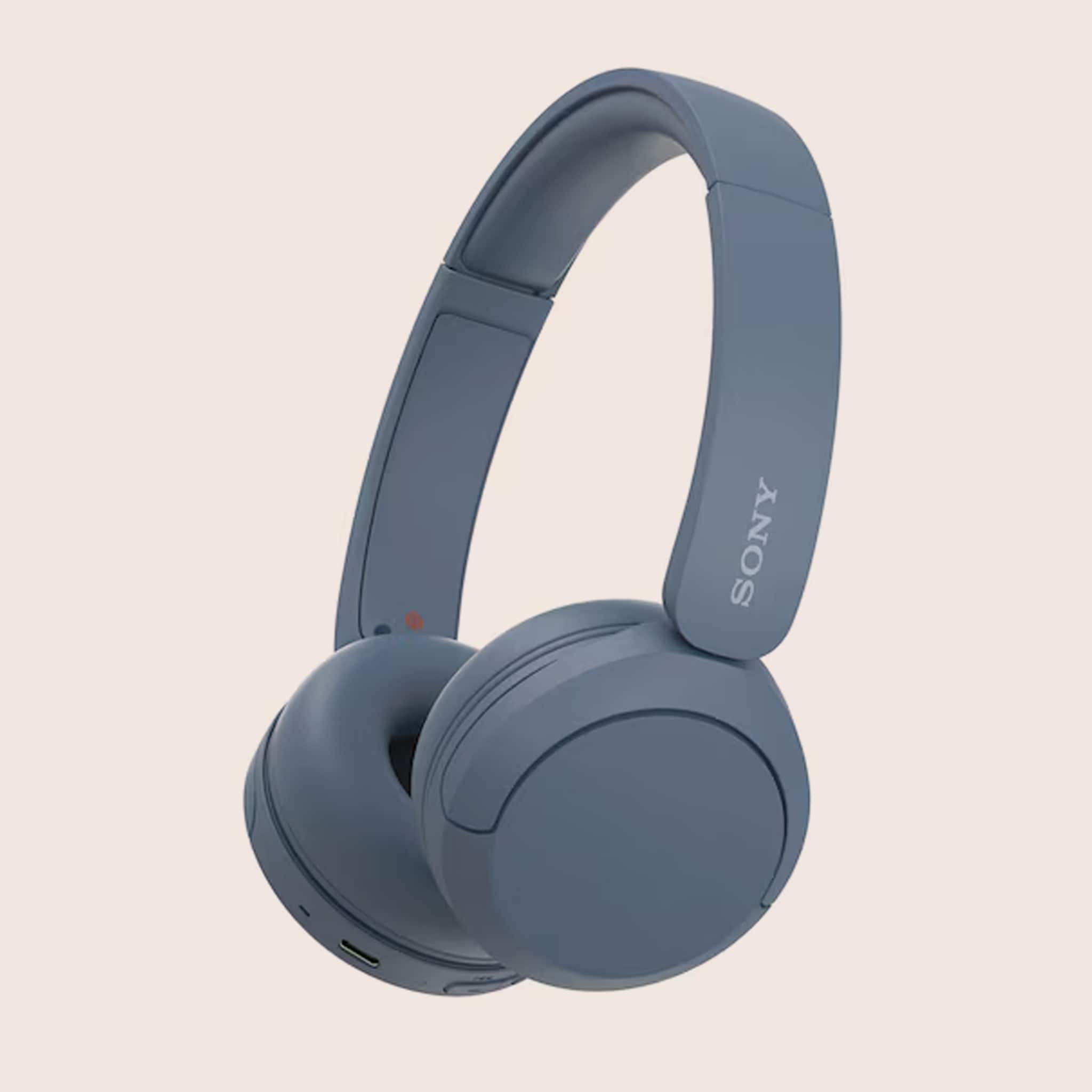 headphones gret on peach background