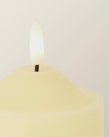 ValueLights Set of 3 LED Flickering Candles with Remote Control