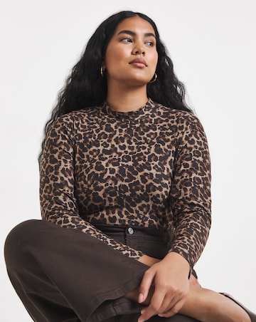 Vila Leoa High Neck Top