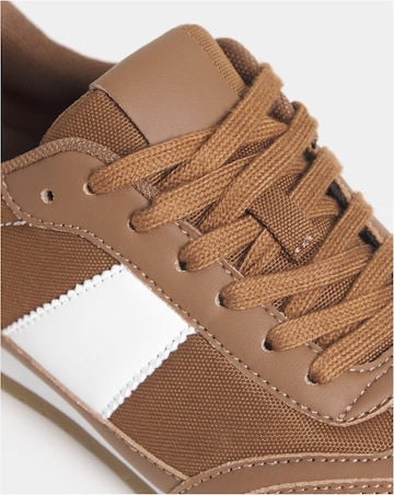 Storm Classic Retro Trainer - Extra Wide Fit (EEE)