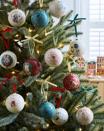 Disney Winnie the Pooh Set of 12 Baubles