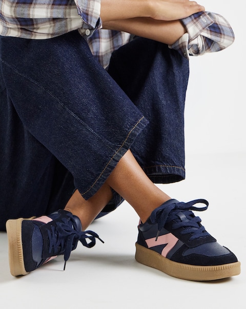 Rumba Leather Retro Lace up Trainer - Wide Fit (E)