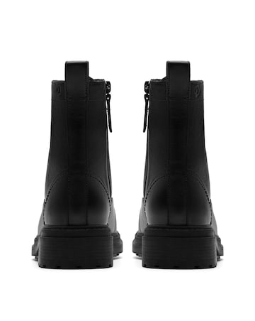 Clarks Leather Orinoco3 Lace Up Ankle Boot - Wide Fit (E)