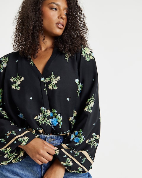 Volume Sleeve Border Print Blouse