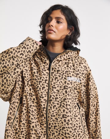 Regatta Waterproof Changing Robe
