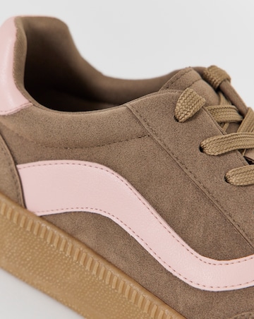 Courage Chunky Retro Trainer - Extra Wide Fit (EEE)