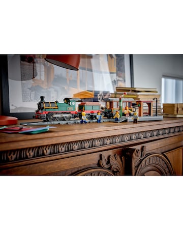 LEGO City Vintage Steam Train 60511