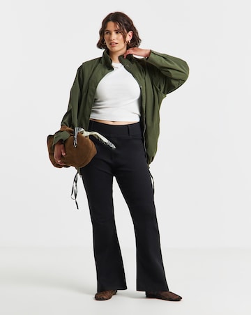 Black Stretch Flared Pull On Jeggings