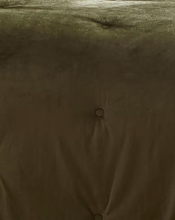 Appletree Austell Velvet Bedspread