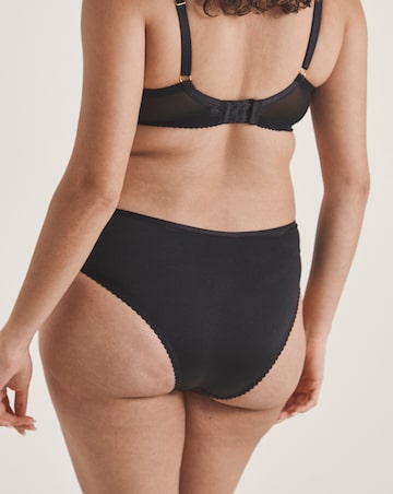 Pretty Secrets Swirl Embroidery Full Brief Knickers