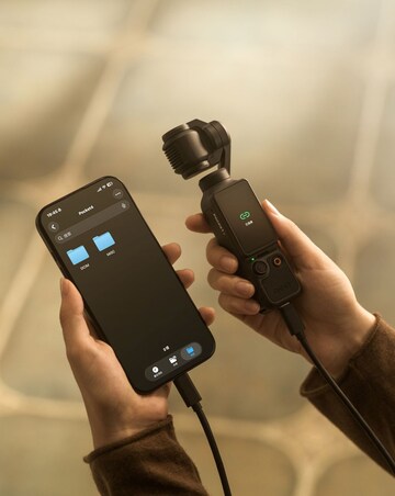 DJI Osmo Pocket 4