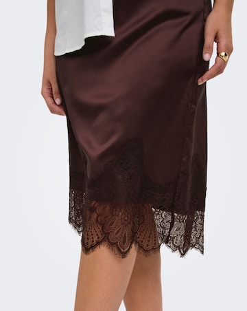 ONLY MIDI LACE SATIN SKIRT