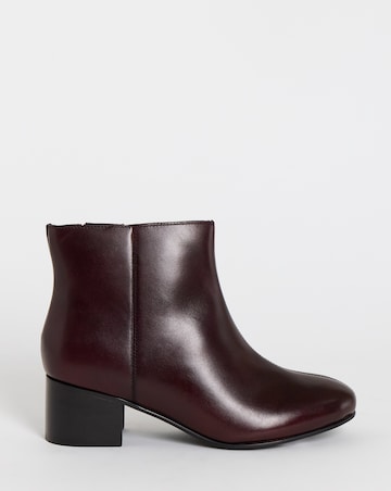 Chiba Leather Low Block Heel Ankle Boot - Extra Wide Fit (EEE)