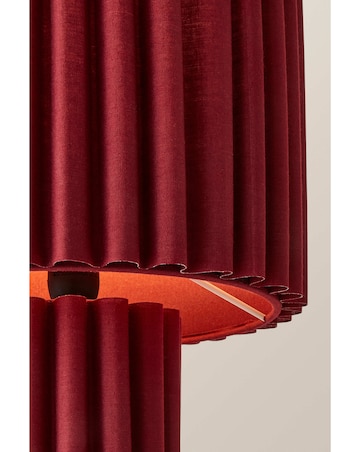 ValueLights Lenny Cherry Ribbed Fabric Table Lamp