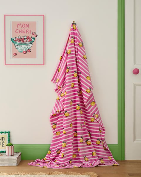Fusion Summer Fruits Throw