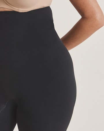 Spanx Everyday Seamless Medium Control High Waist Shorts