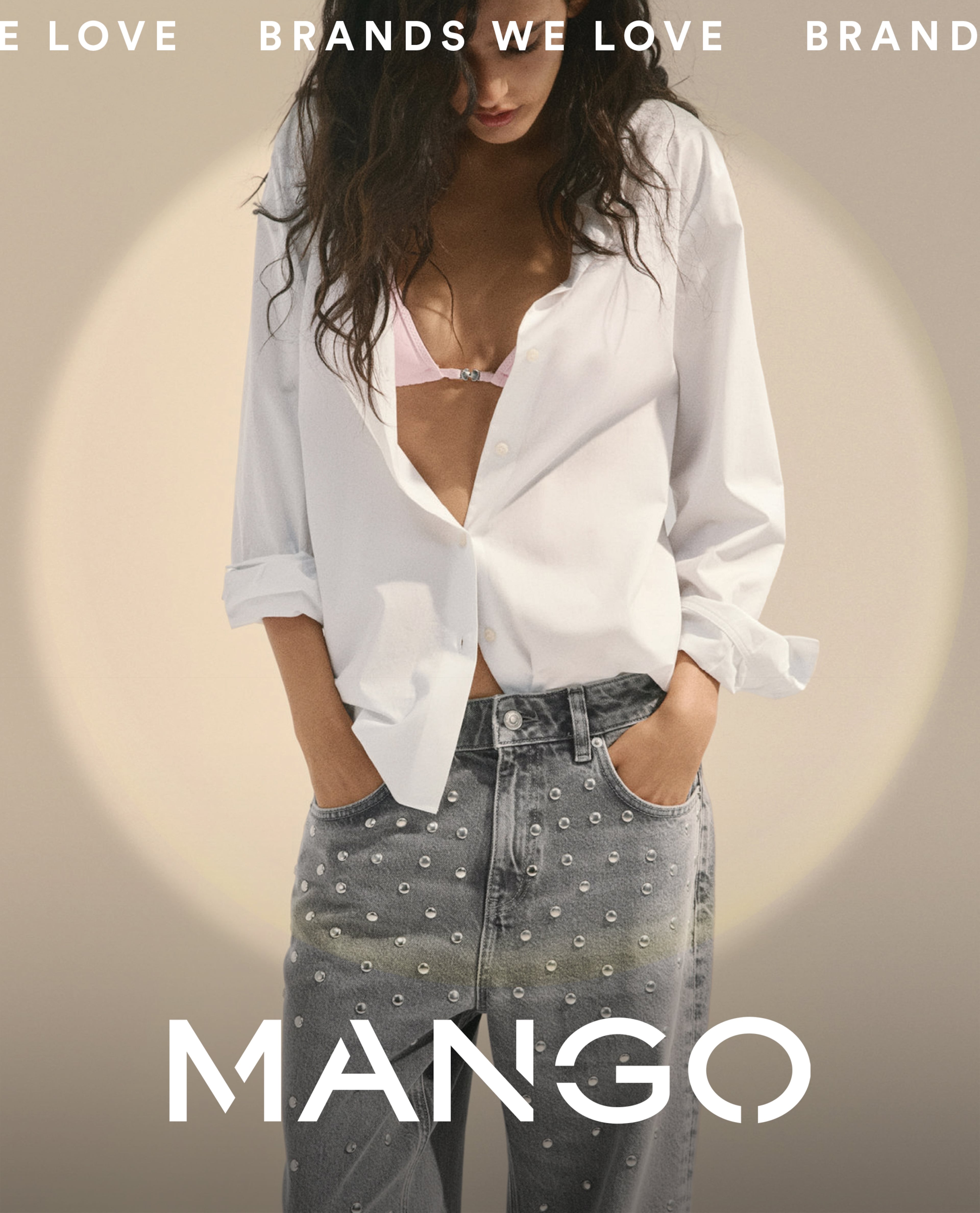 Model wears jewell detain jeans from Mango