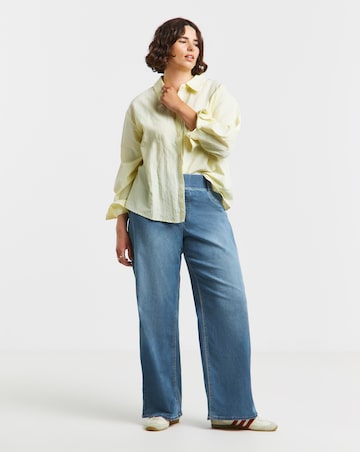 Mid Wash Wide Leg Pull On Jegging
