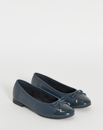 Vine Classic Toe Cap Leather Ballerina Shoes - Extra Wide Fit (EEE)