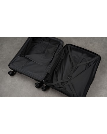 Rock Resilient Medium Suitcase