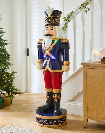 Mega Christmas Nutcracker - 5ft